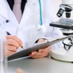 Эритроцитоз: что это такое, вторичный, у мужчин, причины, женщин, симптоматический, первичный, абсолютный, симптомы, лечение, гемоконцентрационный