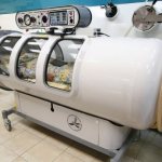 Treatment in a pressure chamber