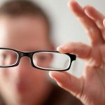 Preventing refractive errors