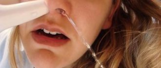 Rinsing the nose with salt water